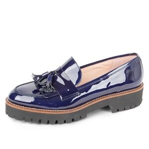Handcrafted in Spain 💙 Navy Leather Beckham Tassel Loafer by Patricia Green Sz 7